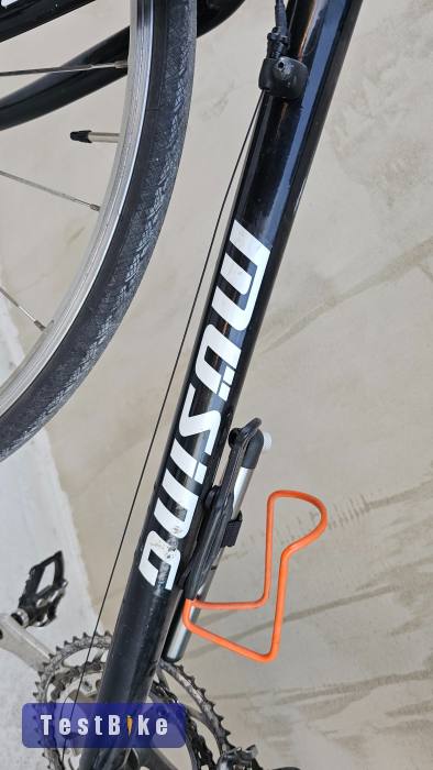 Eladó Müsing 64cm-es vázas épített országúti kerékpár