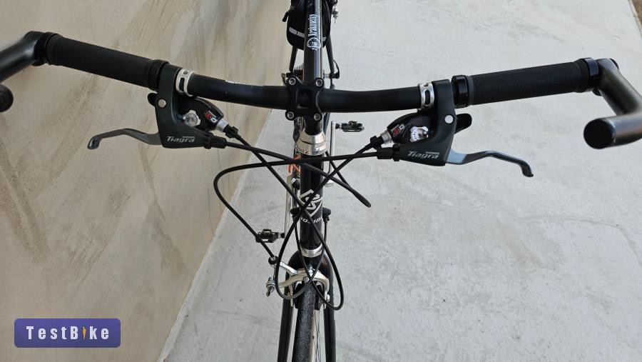 Eladó Müsing 64cm-es vázas épített országúti kerékpár