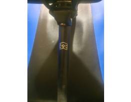 Eladó nyereg+ülés csövel 