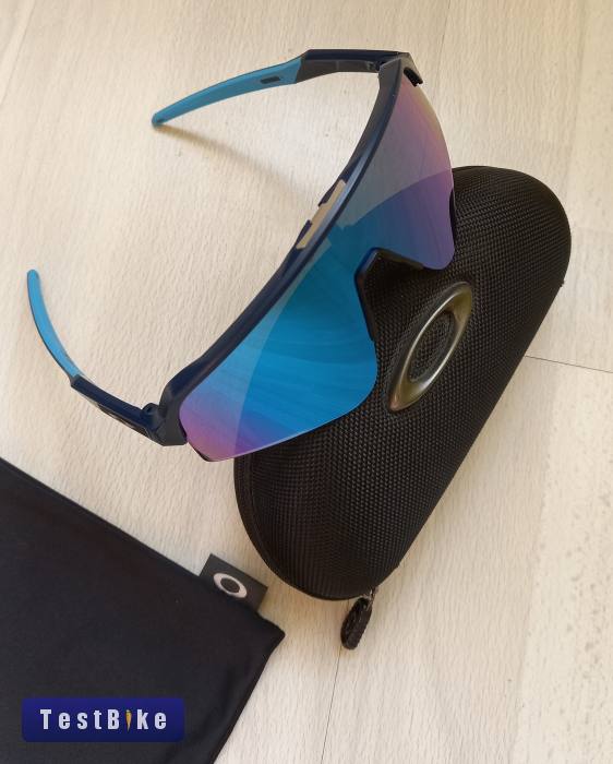 Eladó Oakley Sutro Lite Sweep szemüveg 