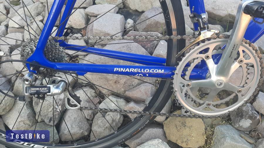 Eladó Pinarello országúti.