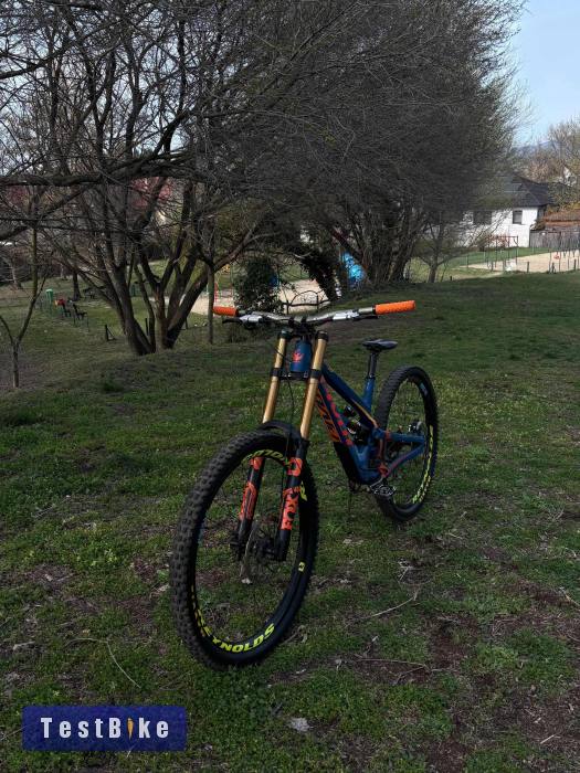 Eladó Pivot Phoenix Dream Build bike