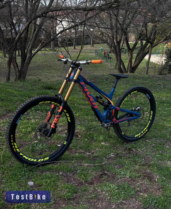 Eladó Pivot Phoenix Dream Build bike