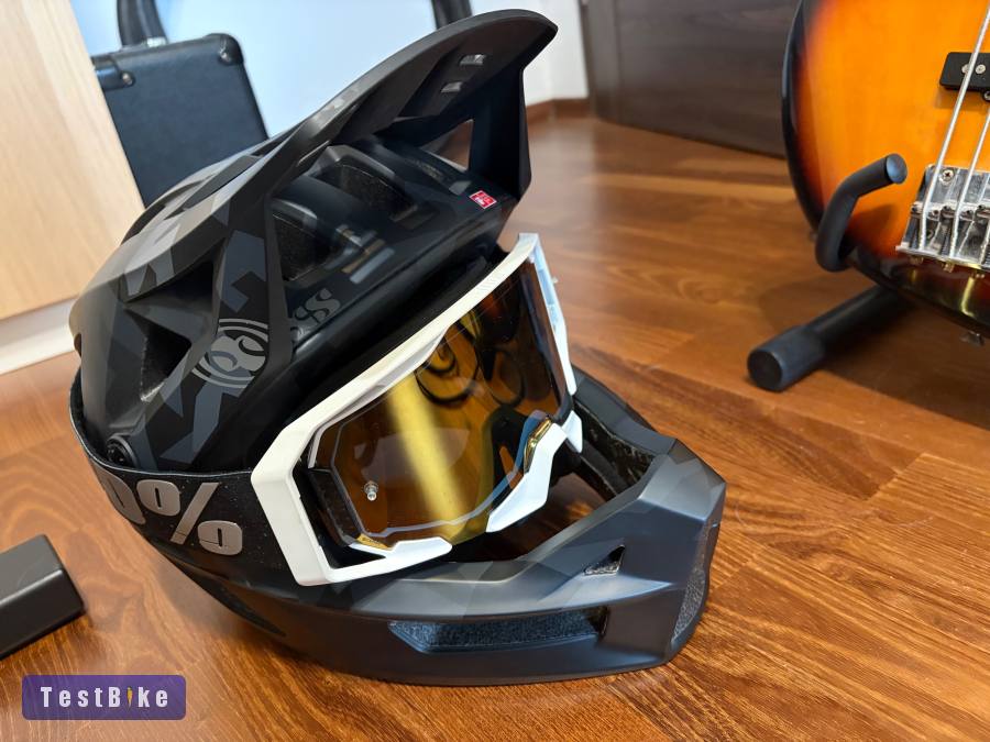 Eladó prémium MTB védőfelszerelés-szett – 100% / iXS – XL