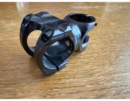 Eladó Raceface Turbine stucni