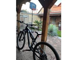 Eladó Rockrider EXPL 100 S – L-es váz, 29” összteleszkópos M