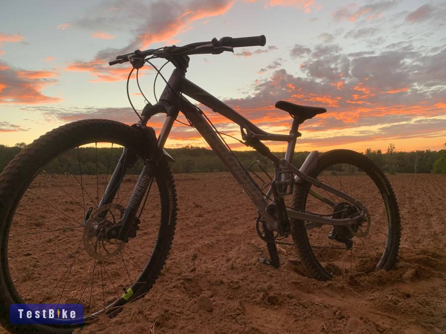 Eladó rockrider st 900 s