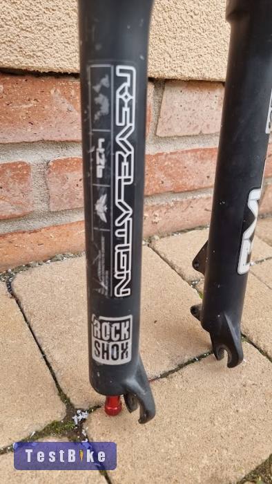 Eladó RockShox Revelation 426 U-Turn Air 130 mm teleszkóp