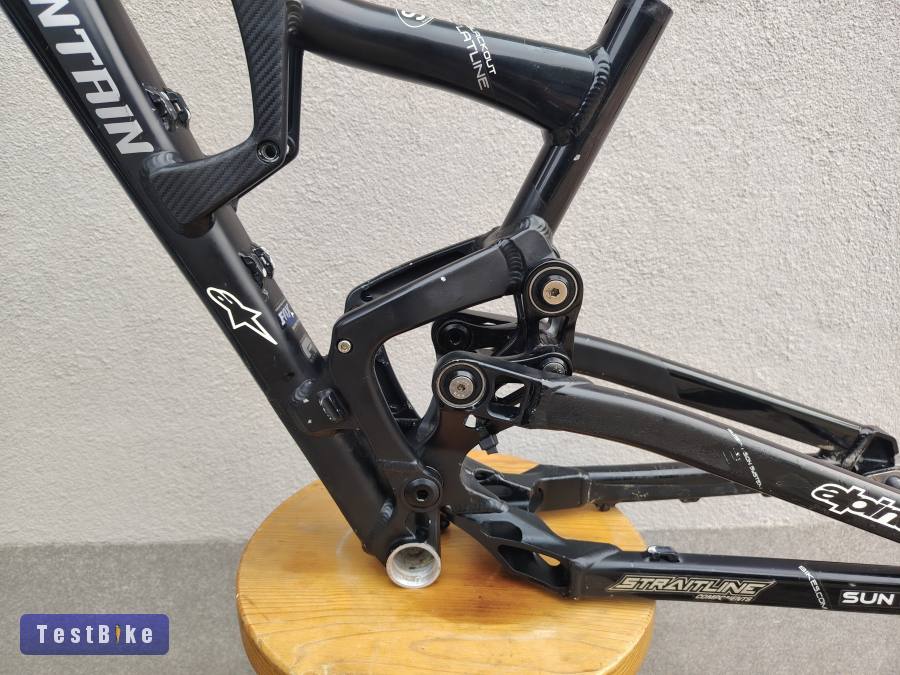 Eladó Rocky montain fatline DH-váz