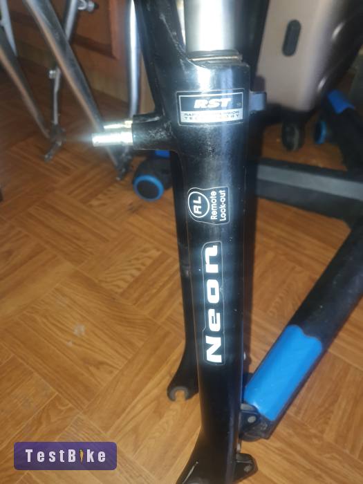 Eladó RST Neon 60mm