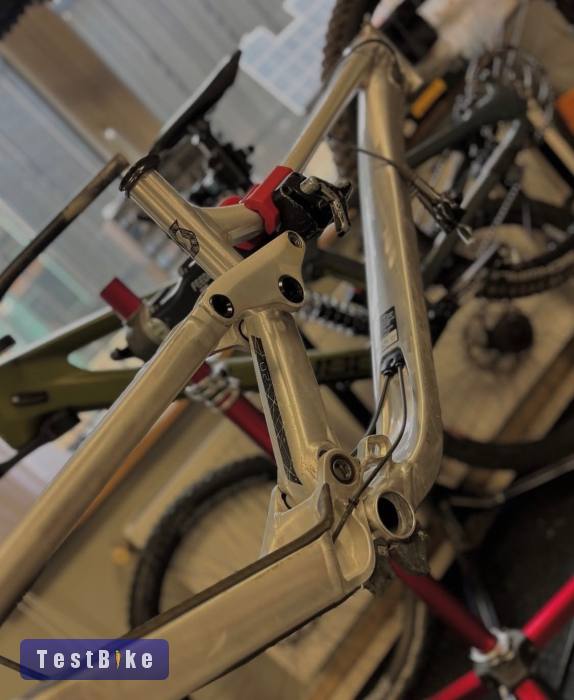 Eladó Scott Gambler 