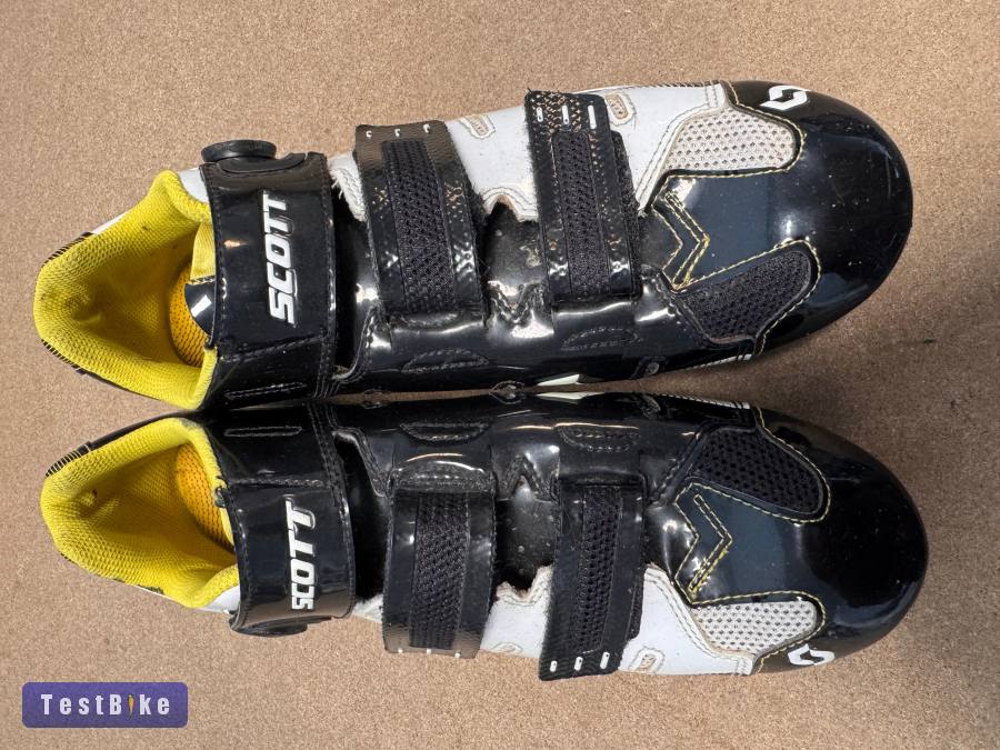 Eladó Scott orsz. úti cipő 44-es