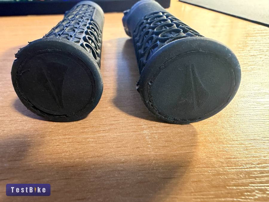 Eladó SDG Thrice markolat