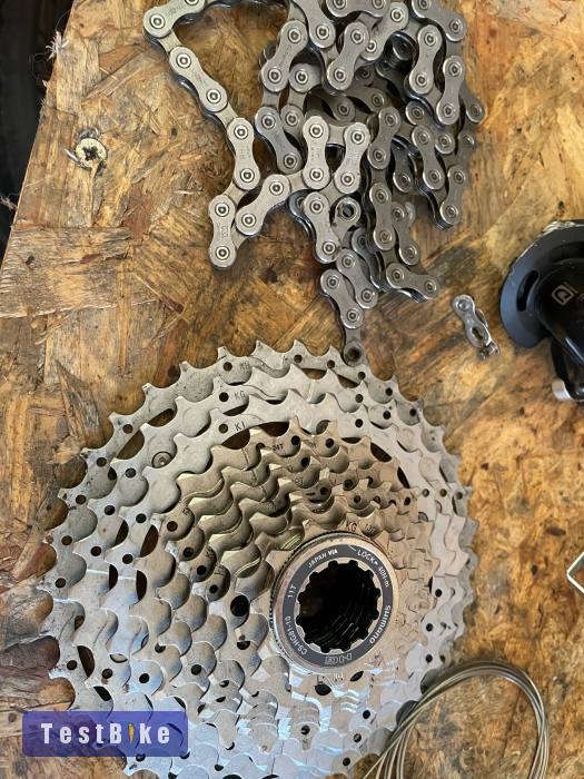 Eladó Shimano Deore integrált hajtás,váltás,fék  szett