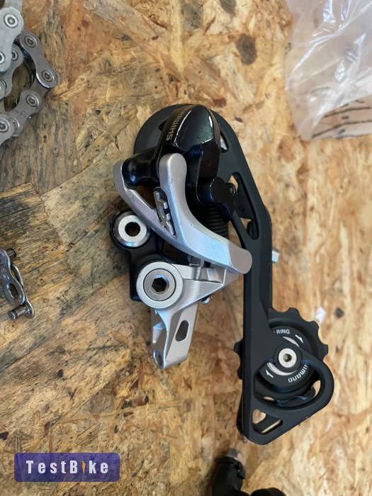 Eladó Shimano Deore integrált hajtás,váltás,fék  szett