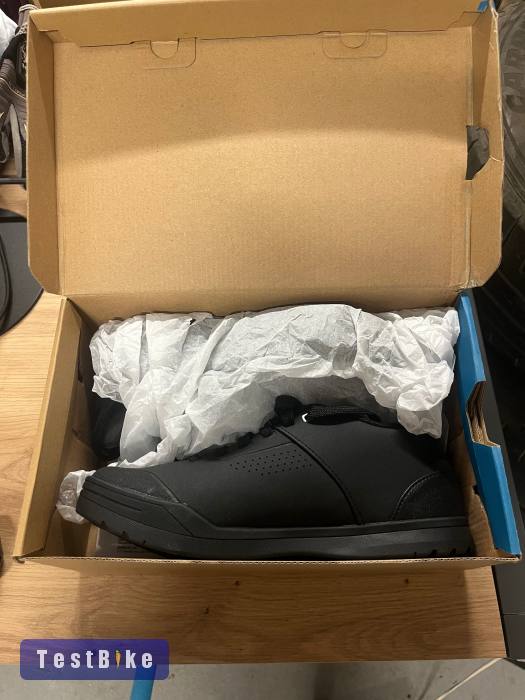 Eladó shimano spd am5 42 es új