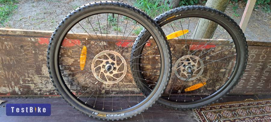 Eladó Shimano XT kerékszett 26 zoll-os!
