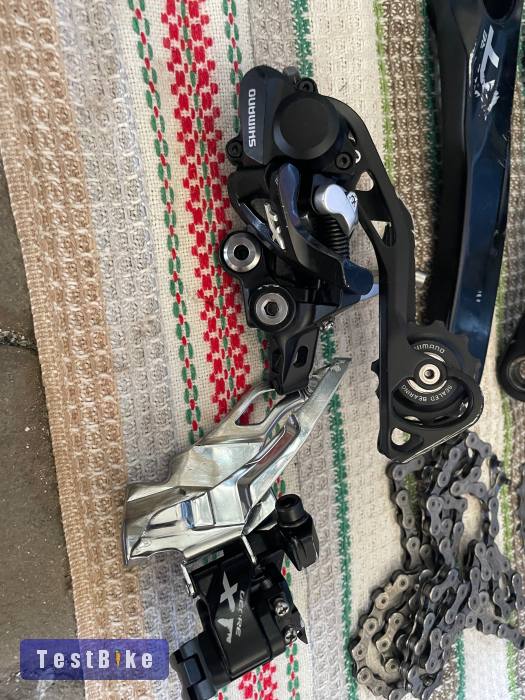 Eladó Shimano XT m780 hajtás, váltás, fékek