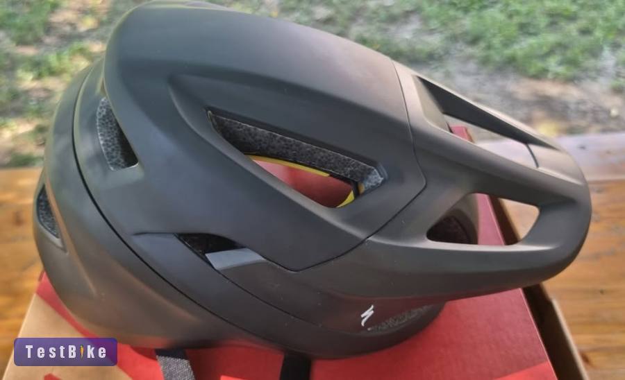 Eladó Specialized Camber sisak. S-es méret.