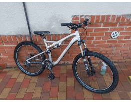 Eladó Specialized Stumpjumper Enduro összteleszkópos bicilki