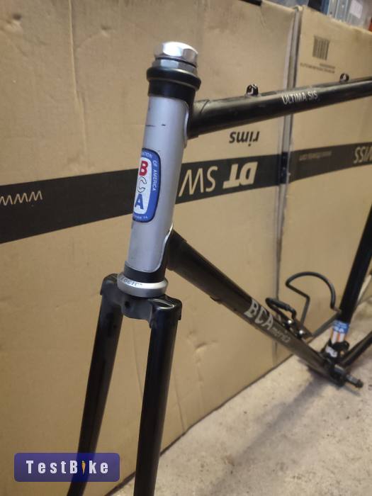 Eladó szép állapotú országúti vázszett