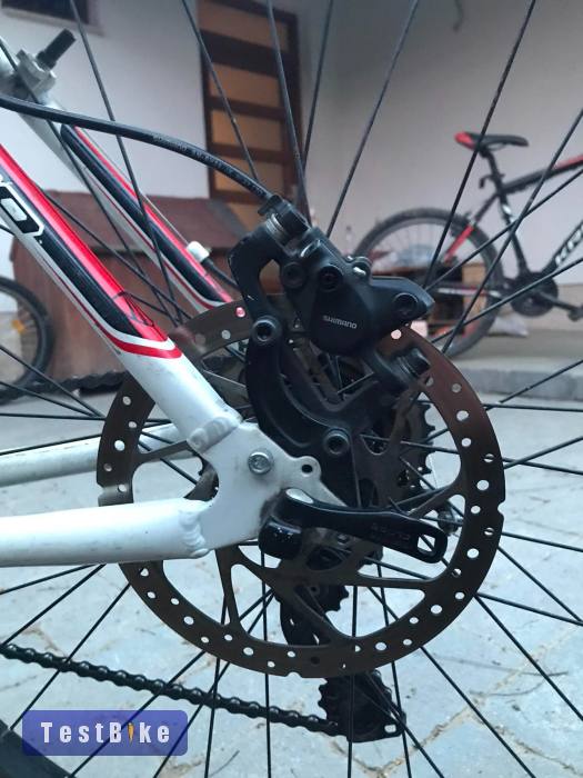 Eladó Trek 3700 sok fejlesztéssel