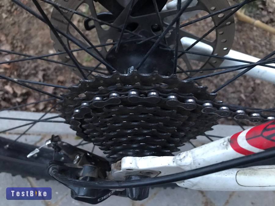 Eladó Trek 3700 sok fejlesztéssel