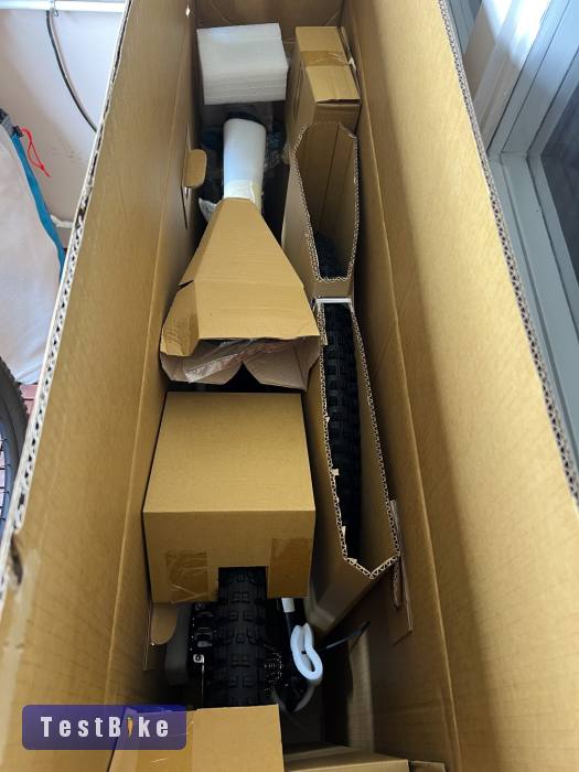 ELADÓ Új 0km SPECIALIZED 2025 Turbo Levo SL 2 alloy Dark Nav