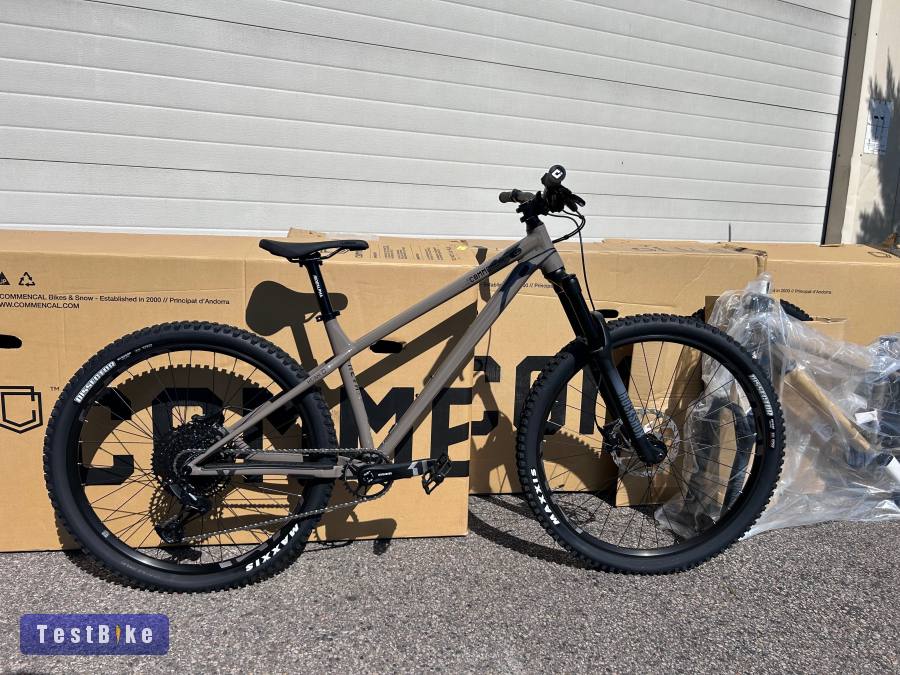 Eladó Új Commencal Meta HT Am Ride Dirt “M”