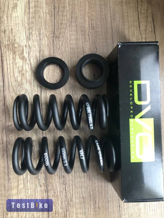 Eladó új Dvo és Valt Cane Creek rugó.