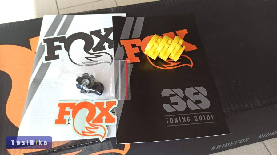 Eladó Új Fox 38 Float Performance Elite 170mm 27.5" Grip2