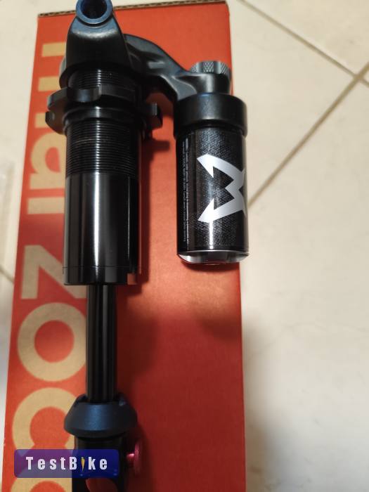 Eladó új Marzocchi Bomber CR tag! Trunnion 185x55