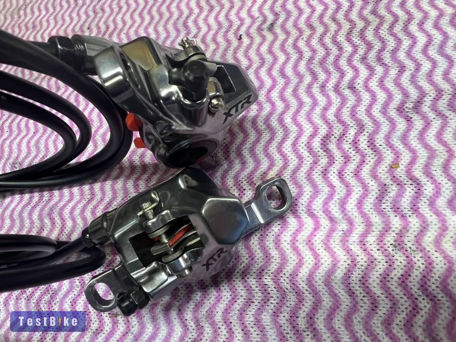 Eladó új Shimano XTR BR-M9100 féknyergek.