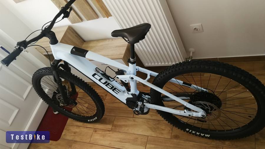 Eladó újszerű Cube Stereo hybrid 120 Pro 