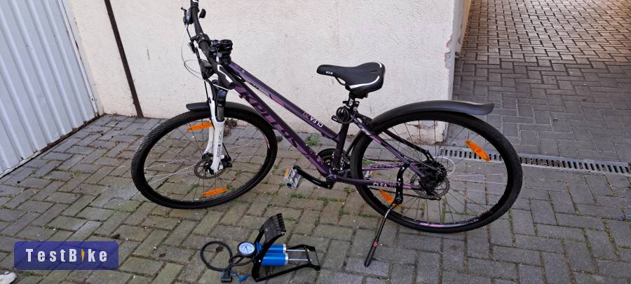 Eladó újszerű hibátlan Kellys Clea 70 kerékpár