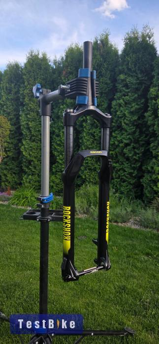 Eladó vadonatúj, bringából bontott RockShox Recon Silver RL