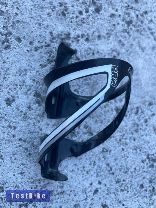 Eladó vagy keresem a képeken látható kulacstartókat