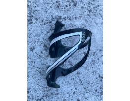 Eladó vagy keresem a képeken látható kulacstartókat egyéb cuccok