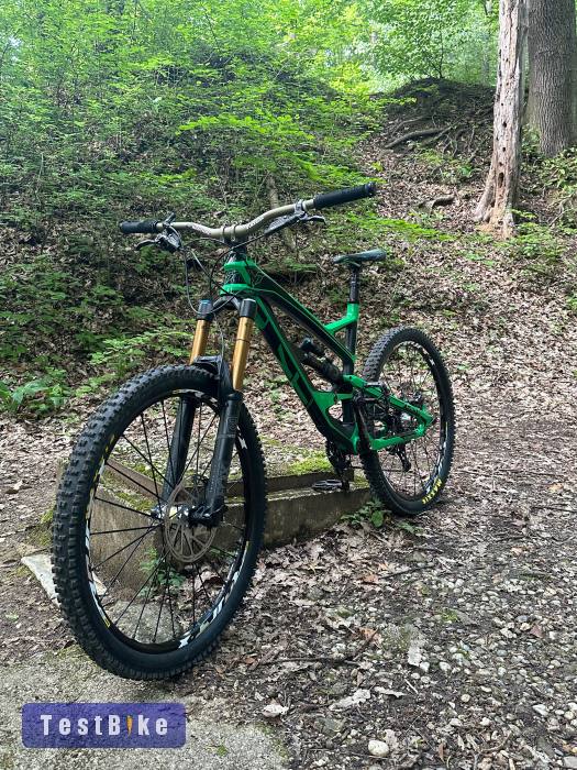 Eladó YT Capra CF 2017