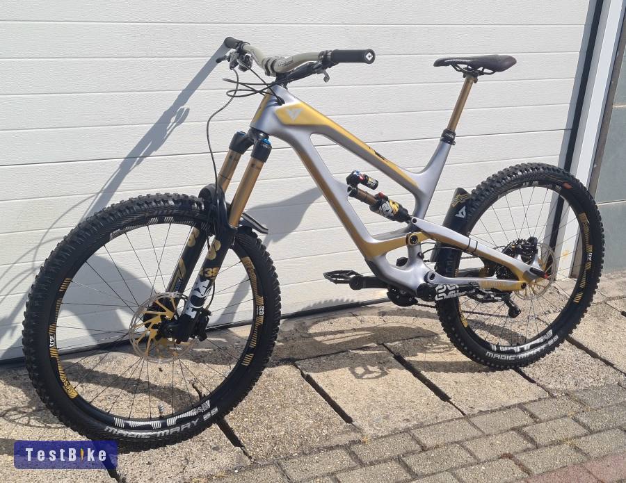 Eladó YT Capra CF Pro Race 27,5 XL 2020 Full Carbon !!!
