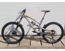 Eladó YT Capra CF Pro Race 27,5 XL 2020 Full Carbon !!!