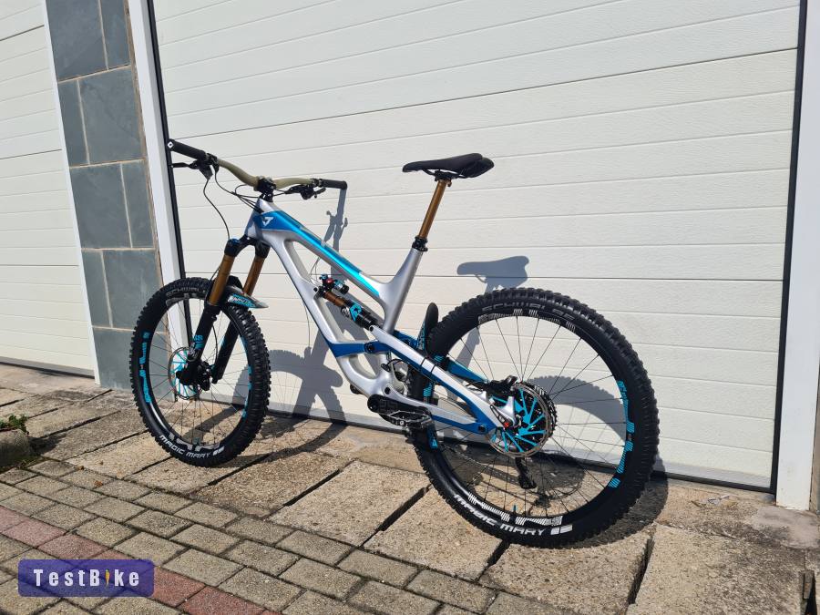 Eladó YT Capra CF Pro Race Karbon 2020 Enduro kerékpár