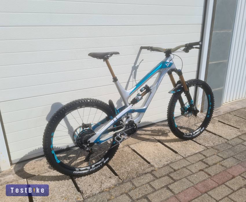 Eladó YT Capra CF Pro Race Karbon 2020 Enduro kerékpár