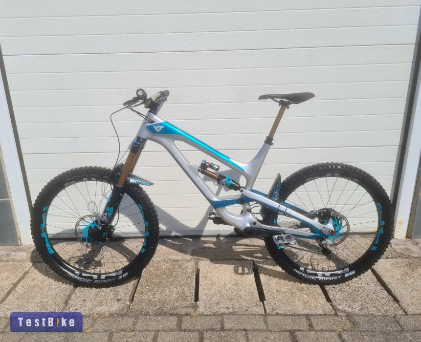 Eladó YT Capra CF Pro Race Karbon 2020 Enduro kerékpár