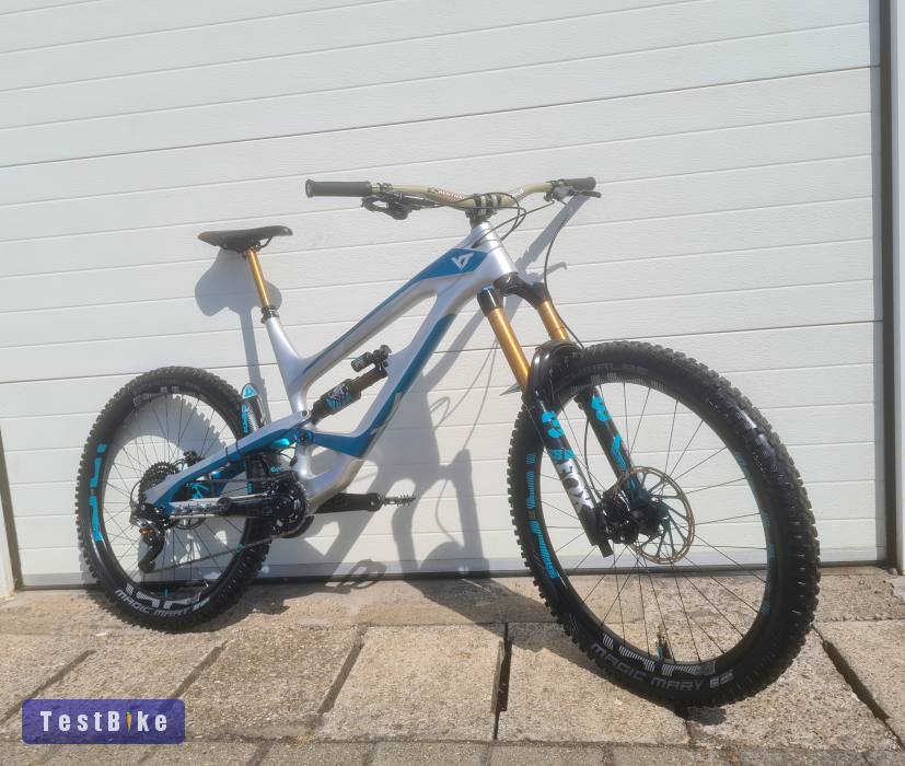Eladó YT Capra CF Pro Race Karbon 2020 Enduro kerékpár