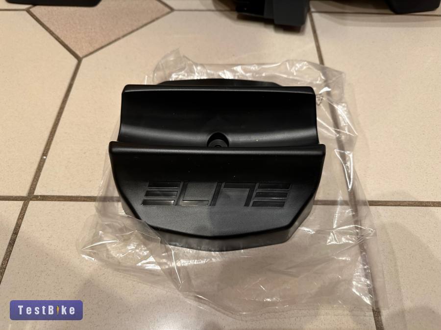 Elite Direto XR ZwiftCog+Click, Sterzo Smart, Training Mat