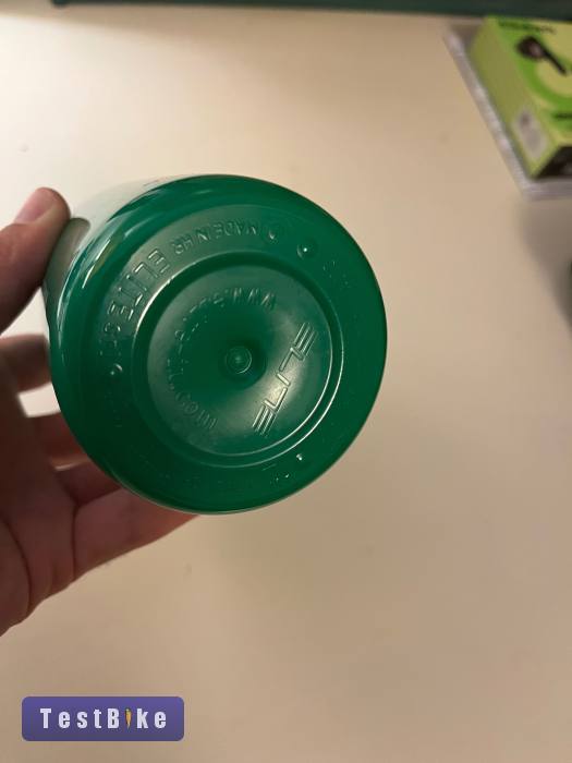 Elite Fly 550ml kulacs - Új 