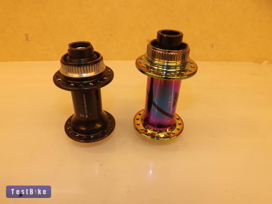 Első kerékagy, átütőtengelyes Bulls CL-811, Scimano HB-MT400