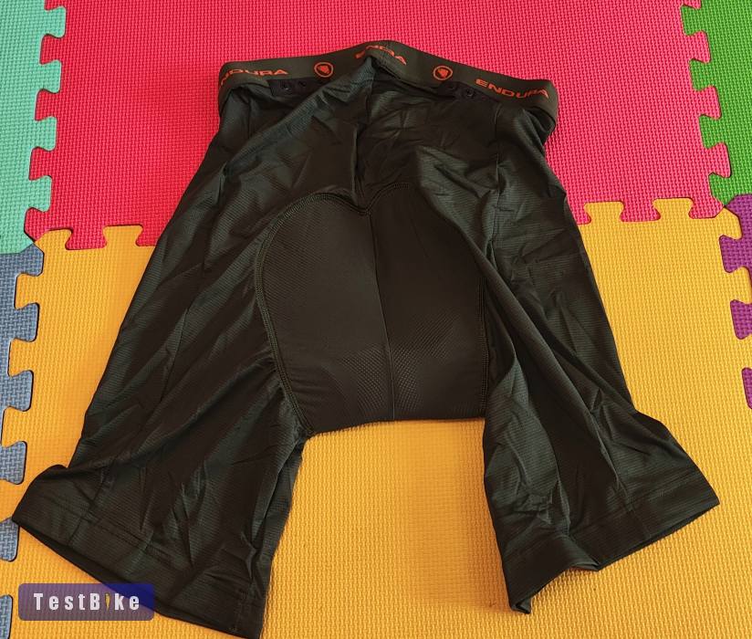 Új Endura kerékpáros betétes aláöltöző rövidnadrág L méret