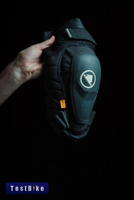 Endura MT500 Hard shell térdvédő (S/M méretben)